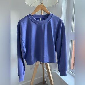 *new with tag* lululemon Perfectly Oversized Cropped Crew